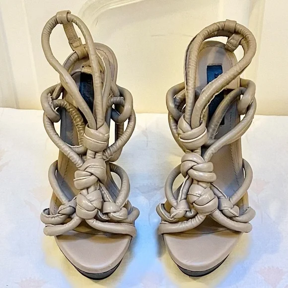 Authentic Burberry Prorsum knotted leather platform sandals - Picture 6 of 14